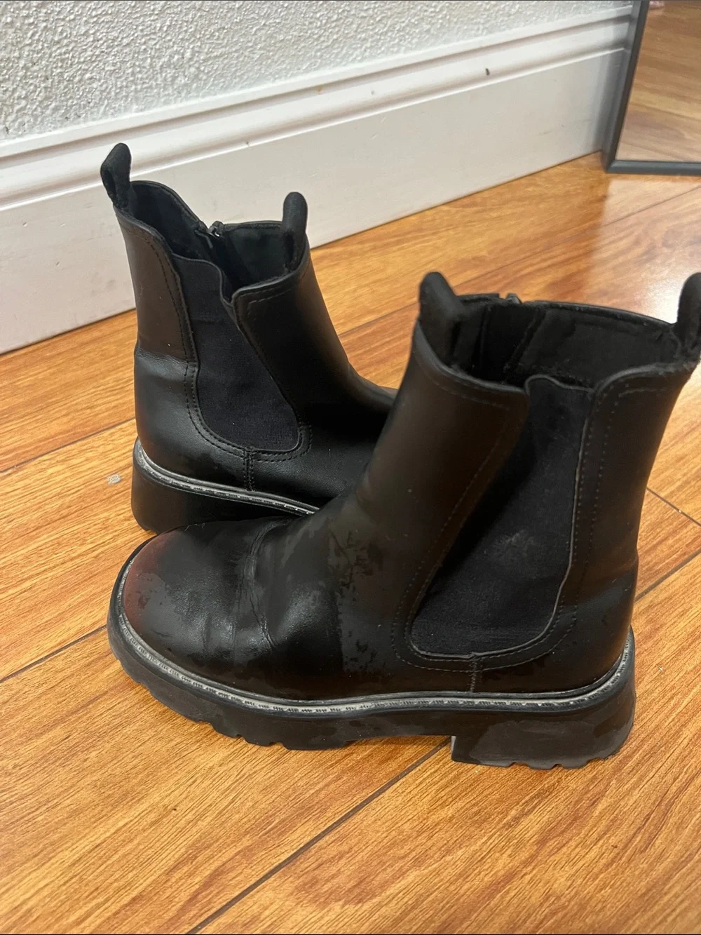Zara Black Kids Chelsea Zip Boots with Lug Sole